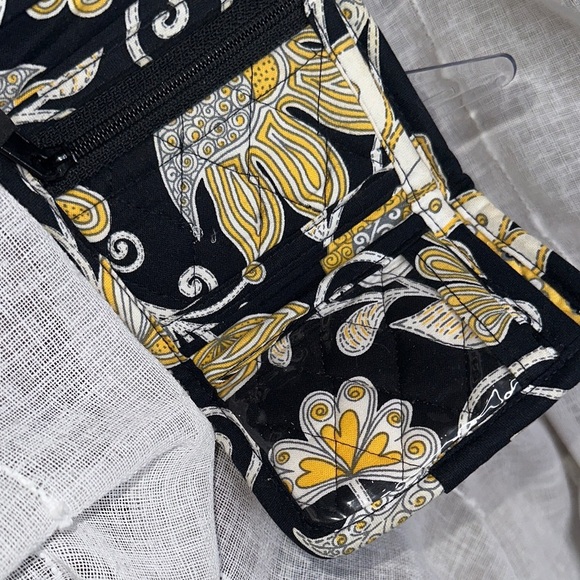 Vera Bradley Yellow Bird Pattern Small Euro Tri Fold Wallet Designer EUC Velcro - Picture 9 of 14